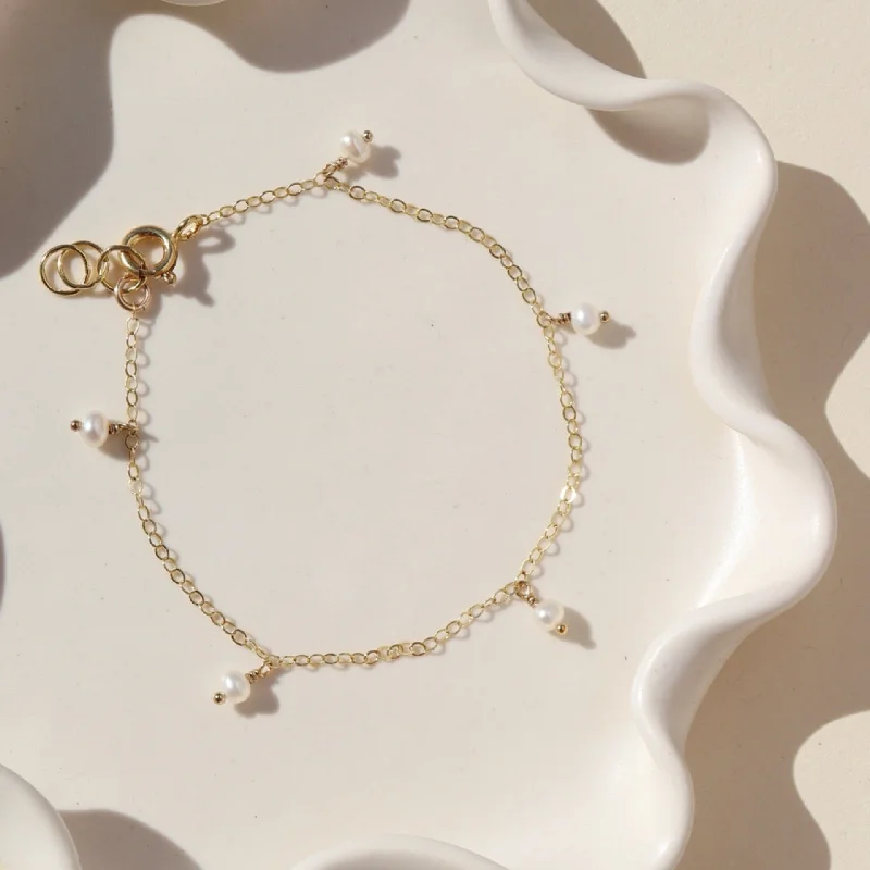 Unique Bracelets For Women-Delicate Pearl Bracelet