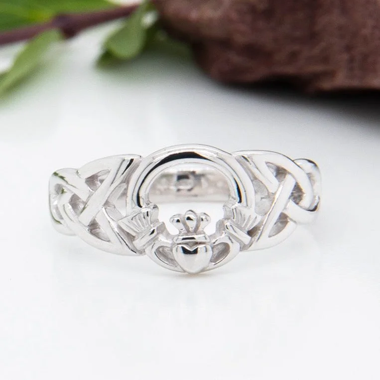 Sterling silver rings for men-Sterling Silver Celtic Claddagh Ring