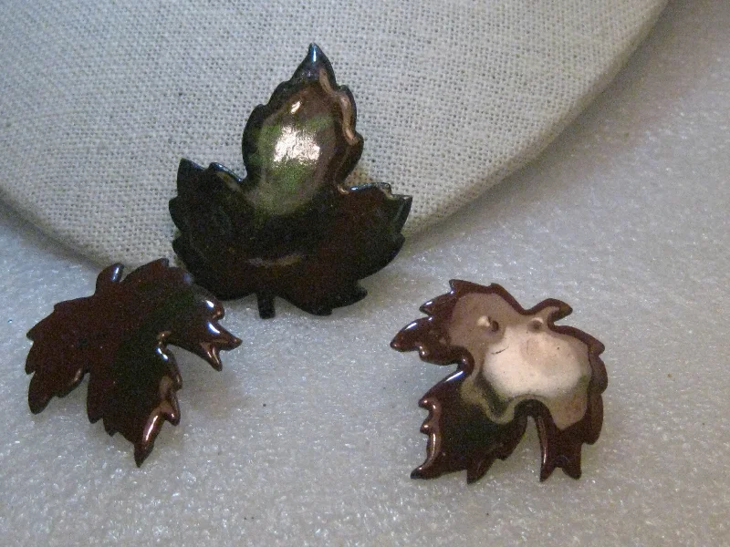 Silver Earrings For Gift-Copper Enameled Leaf Brooch & Earrings Set, Vintage, Clip Earrings, Browns & Green Maple Leaves