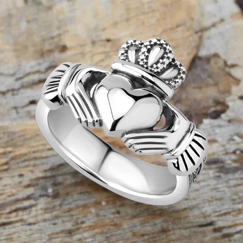 Personalized fashion rings-Men's Heavy Celtic Claddagh Ring